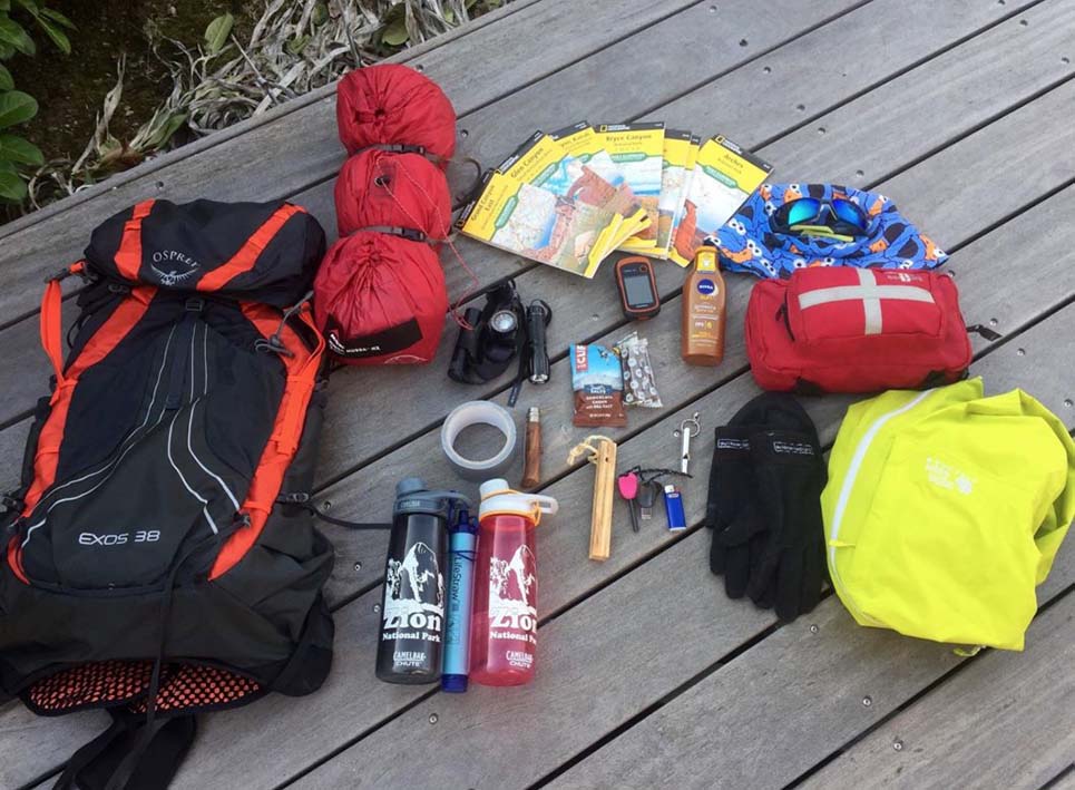 Explorer Chicago : Liste d’Équipement Essentiel pour les Activités de Plein Air