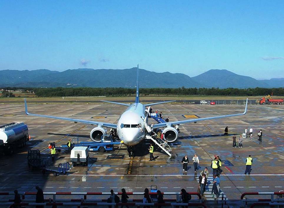 Le Départ en Douceur : Guide de l’Aéroport de Gérone-Costa Brava