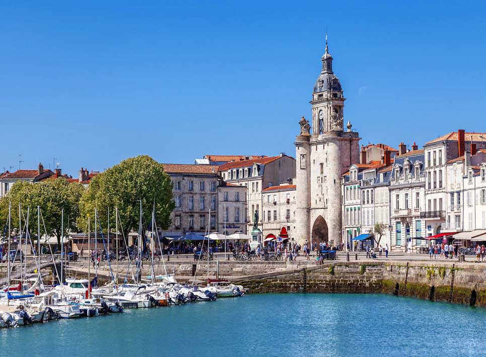 Le charme du voyage avec TUI, commencé à La Rochelle